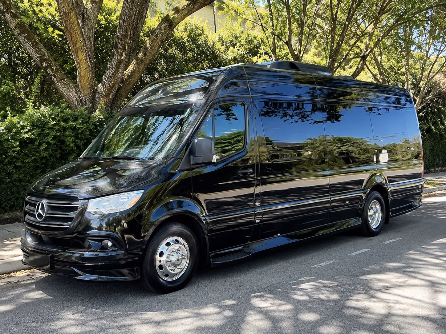 bachelor bus rentals for golf trips to scottsdale s premiere courses