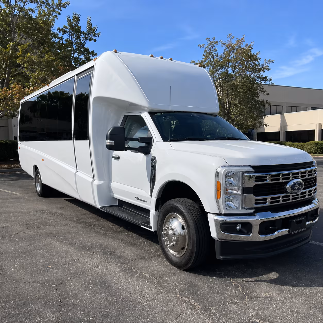 book a bus for your next corporate event 2