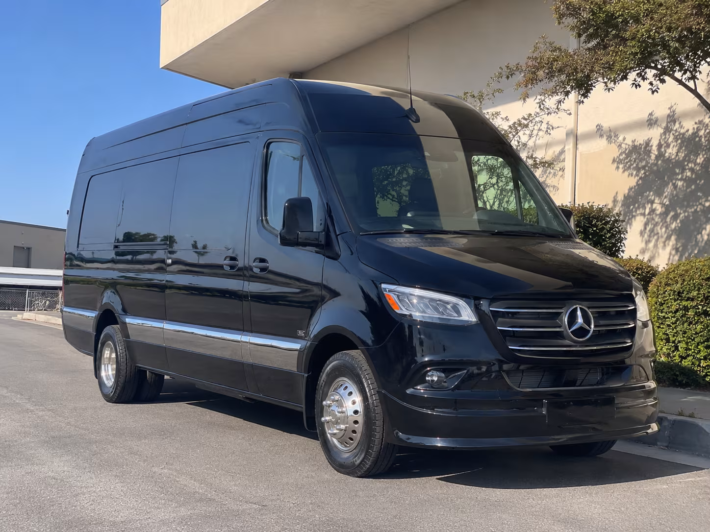 bus rental options for mesa trips