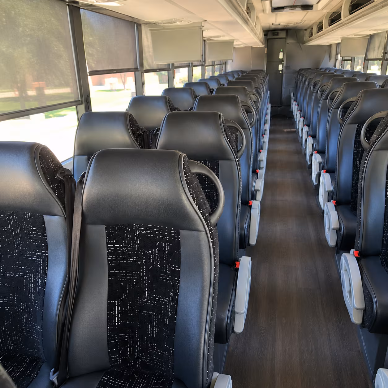 charter buses to mesa amphitheatre concerts and events 2