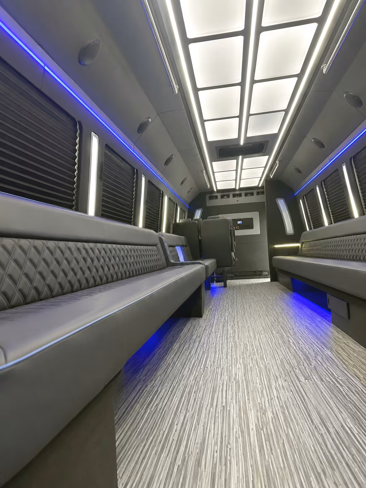 why rent using mesaminibuscompany com